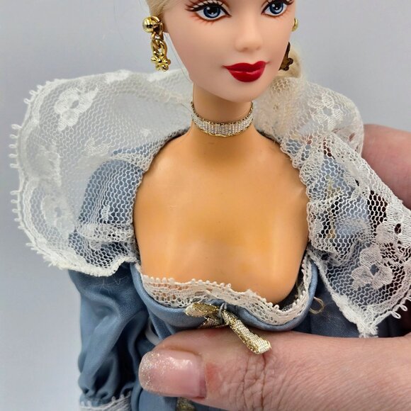 Barbie Princess Of The Danish Court Dolls Of The World 2002 56216 Doll Read - Picture 4 of 16